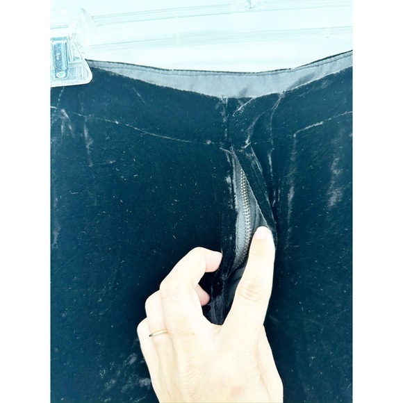 Free People Black Velvet Relaxed Fit Silk Blend Pants Size 2 - Picture 3 of 4